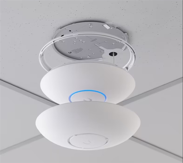 UniFi U6 Pro: Quản lý Wi-Fi 6 Mọi Lúc Mọi Nơi qua Di động